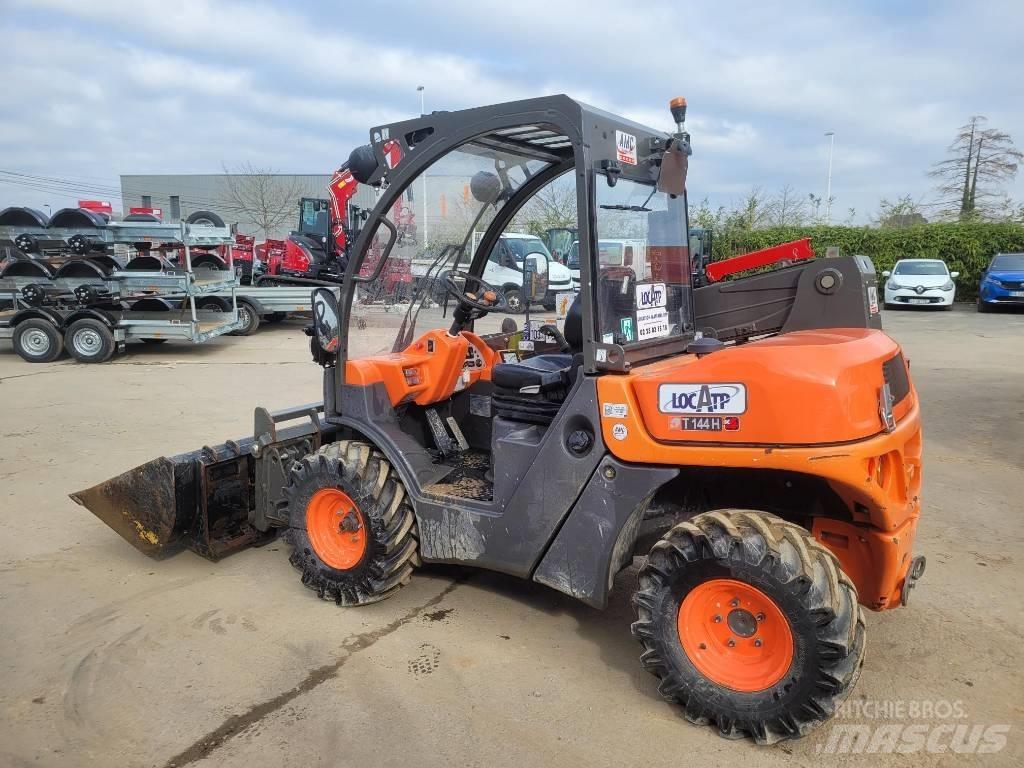 Ausa T 144 H Chariot télescopique