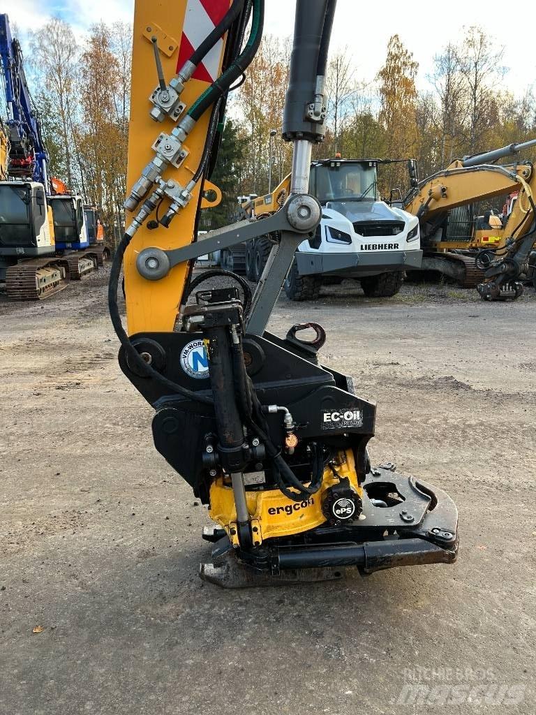 Liebherr A 918 Pelle sur pneus