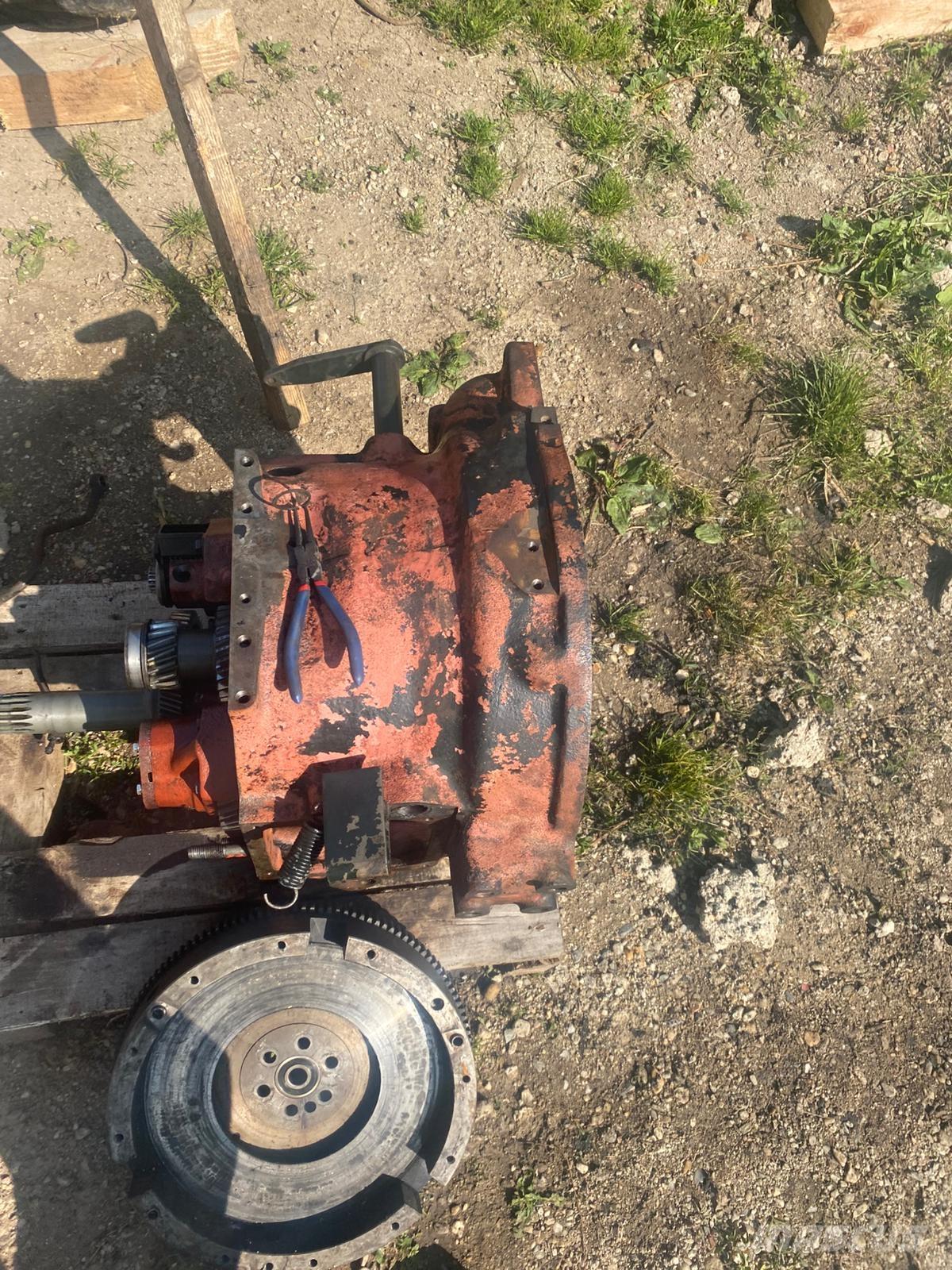 Zetor CRYSTAL Tracteurs forestiers