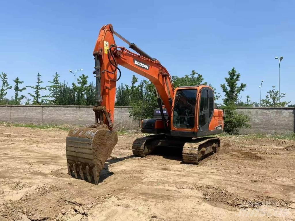 Doosan DX 130-9C Pelle sur chenilles