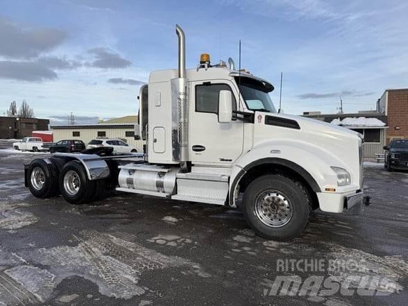 Kenworth T880 Tracteur routier