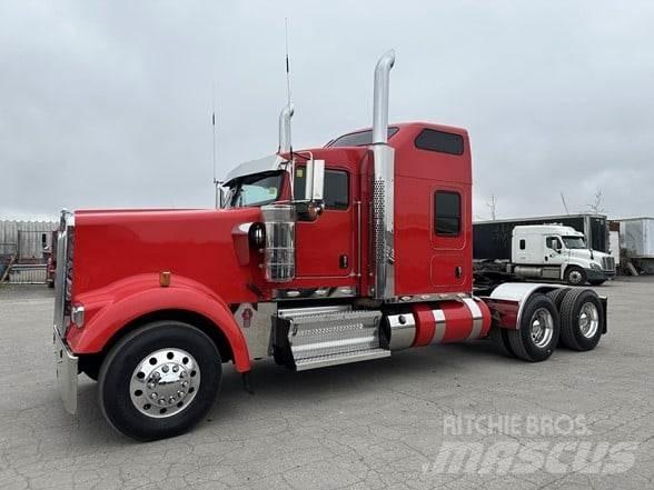 Kenworth W900L Tracteur routier