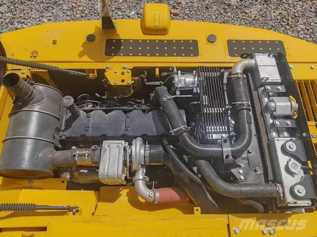 Komatsu 200-8 Pelle sur chenilles