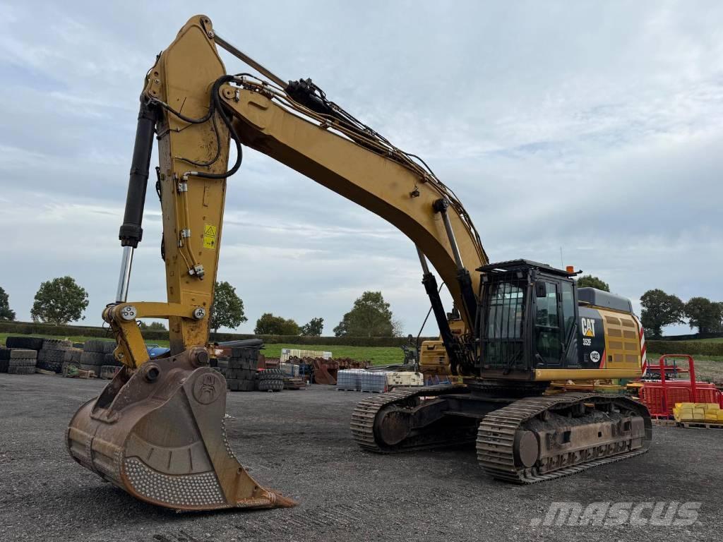 CAT 352 F Pelle sur chenilles