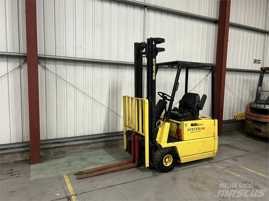Hyster A1.0XL Chariots élévateurs électriques