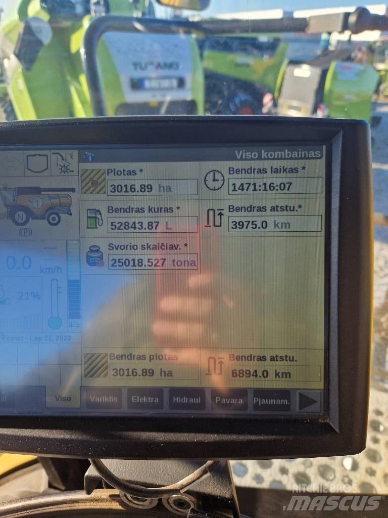 New Holland CX 8.85 Moissonneuse batteuse