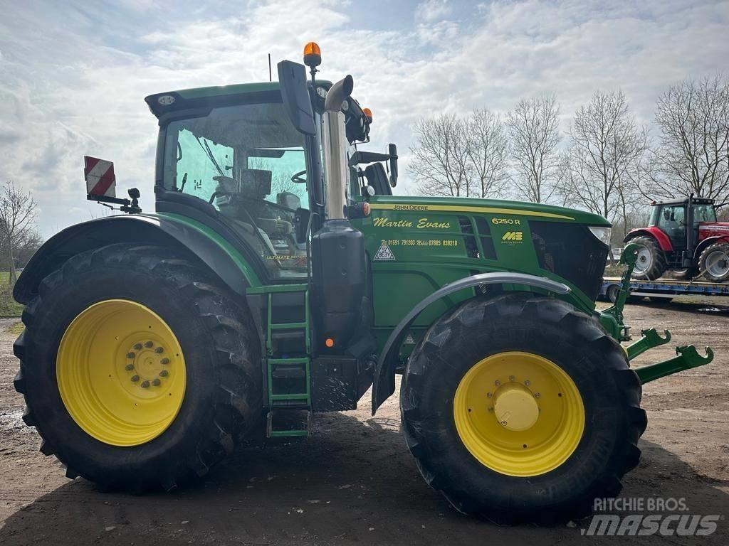 John Deere 6250 R Tracteur