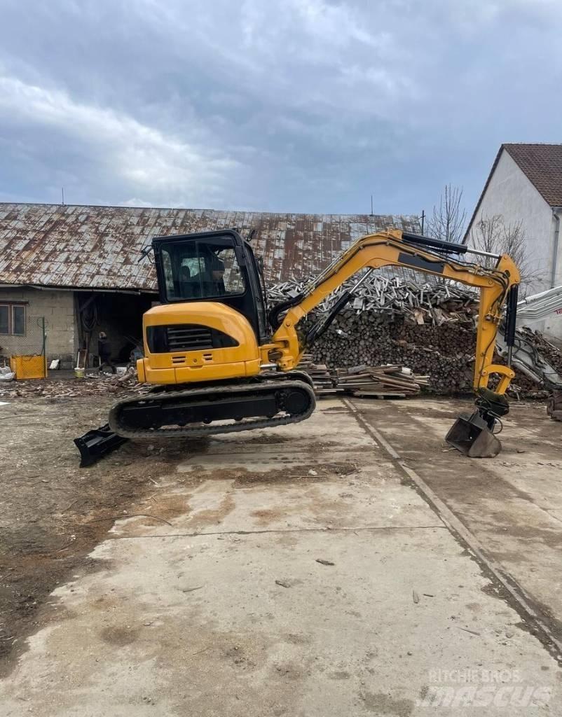 CAT 305 C CR Mini pelle < 7t