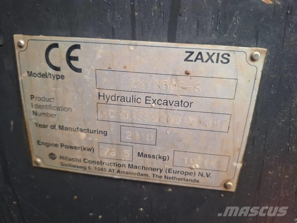 Hitachi ZX 135 US-6 Pelle sur chenilles