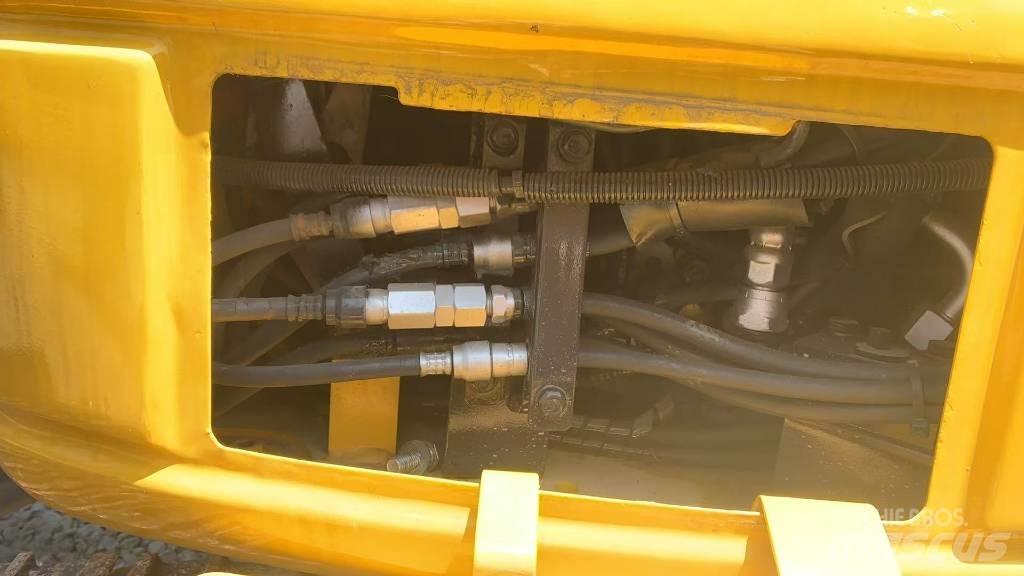 Komatsu PC 40 MR Pelle sur chenilles