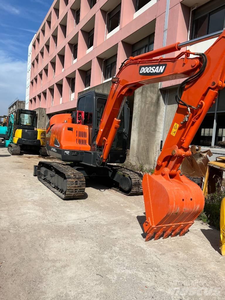 Doosan DX60 Mini pelle < 7t
