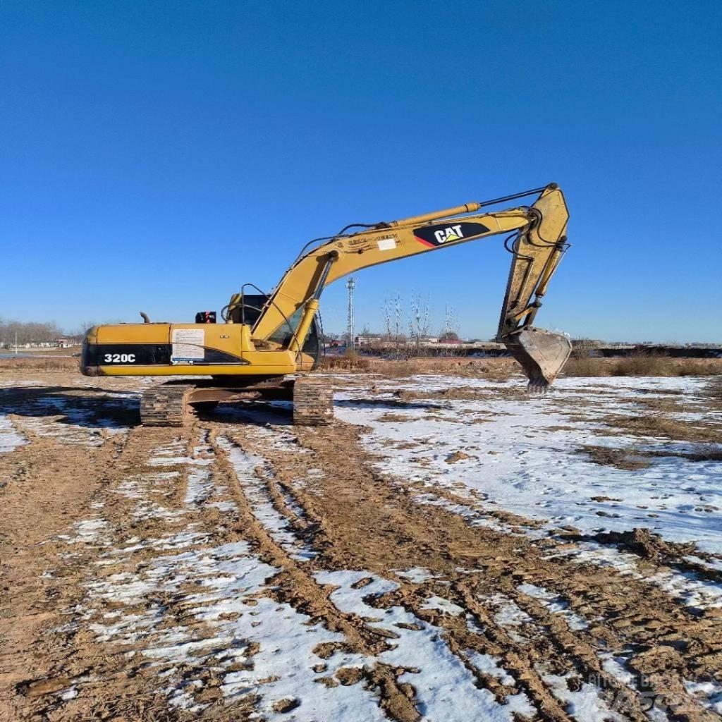 CAT 320 C Pelle sur chenilles