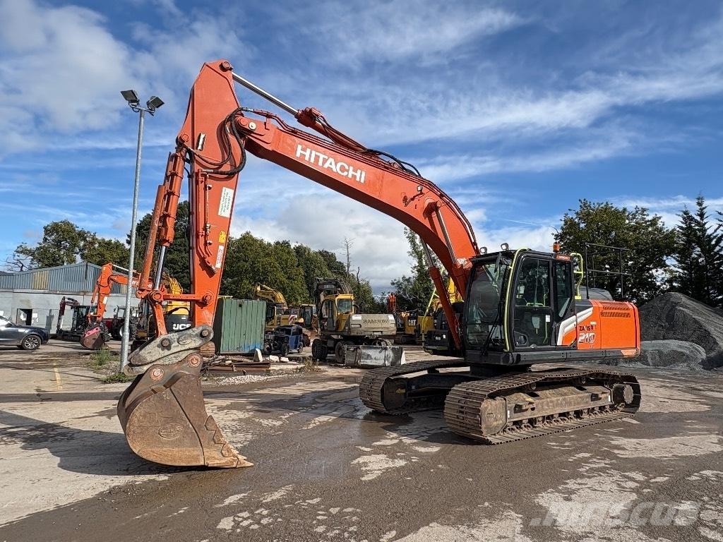 Hitachi ZX 210 LC-7 Pelle sur chenilles