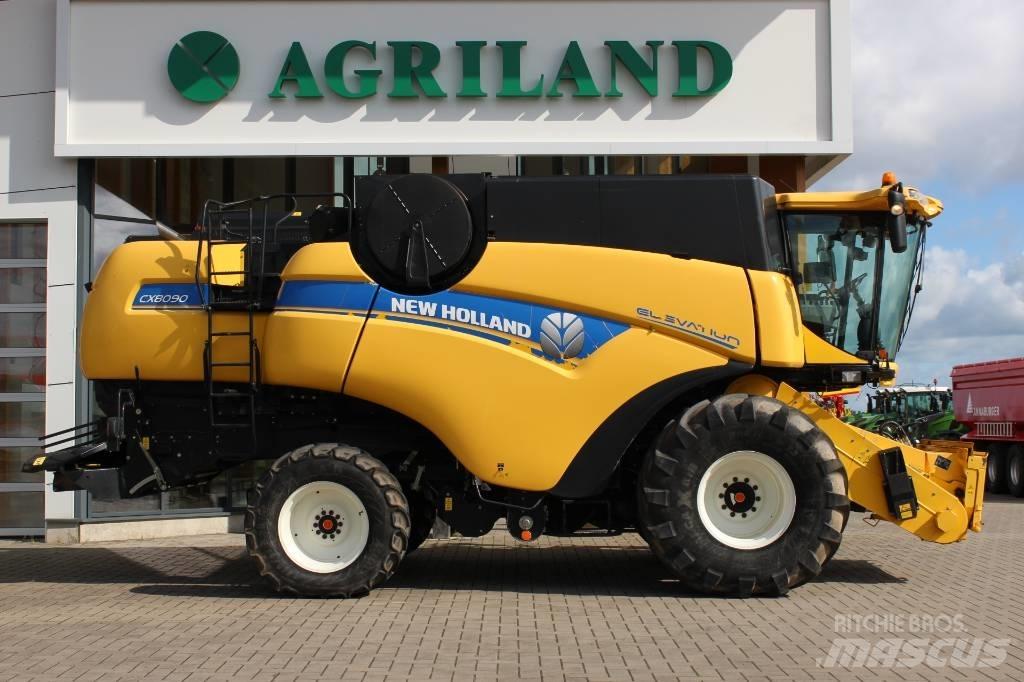 New Holland CX 8090 Moissonneuse batteuse