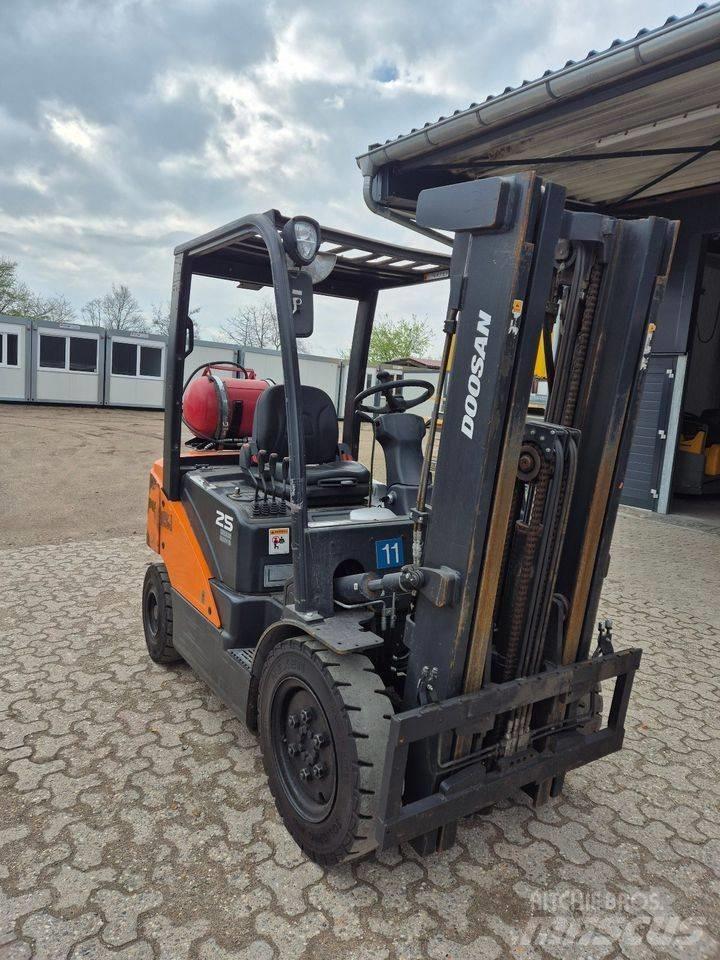 Doosan G 25 P-7 Construction - Autres