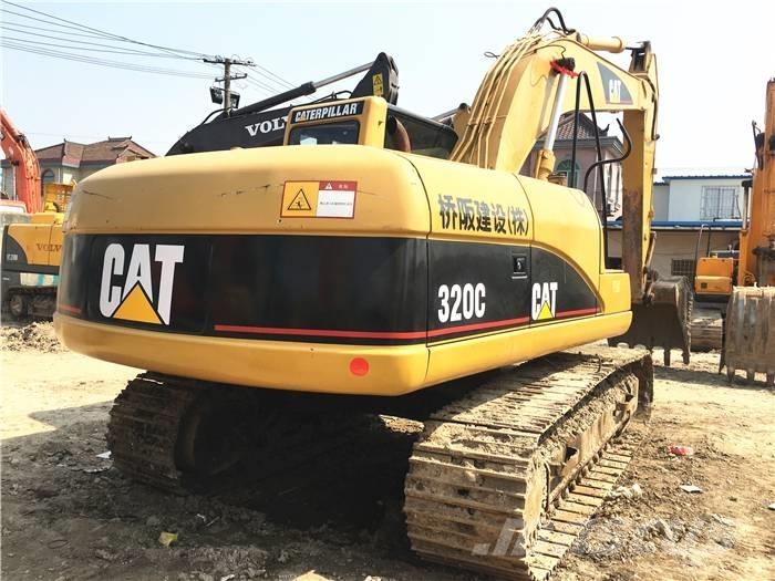CAT 320 C Pelle sur chenilles