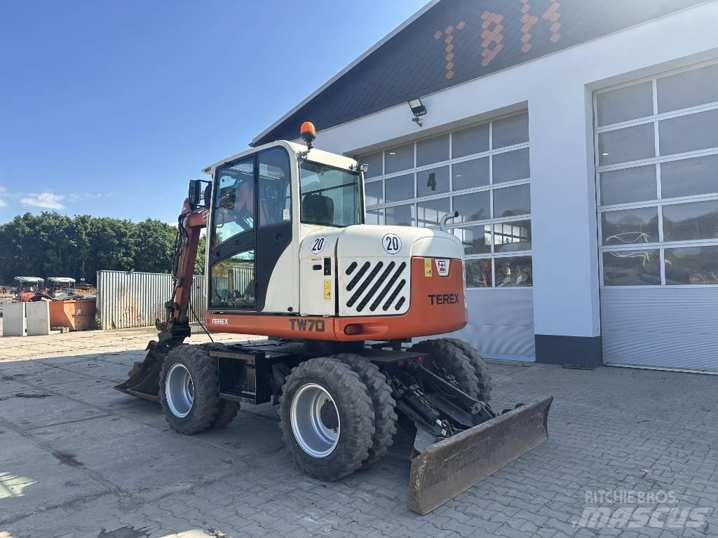 Terex TW 70 Pelle sur pneus