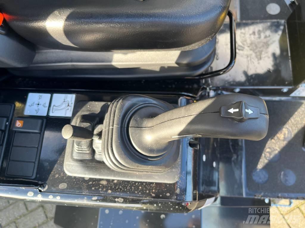 GiANT G2300 X-TRA HD Chargeuse multifonction