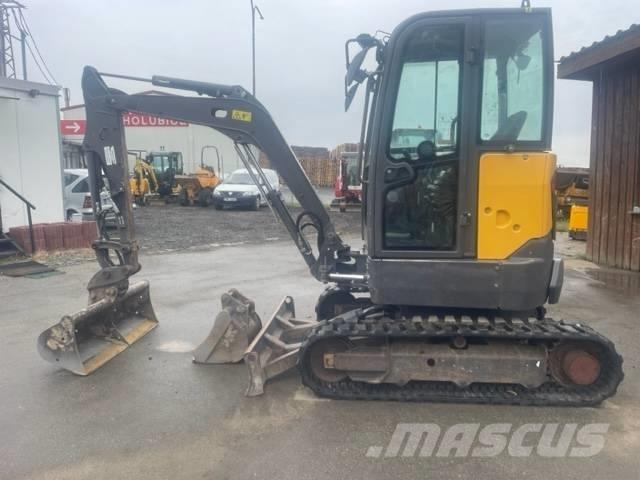 Volvo ECR 25 D Mini pelle < 7t