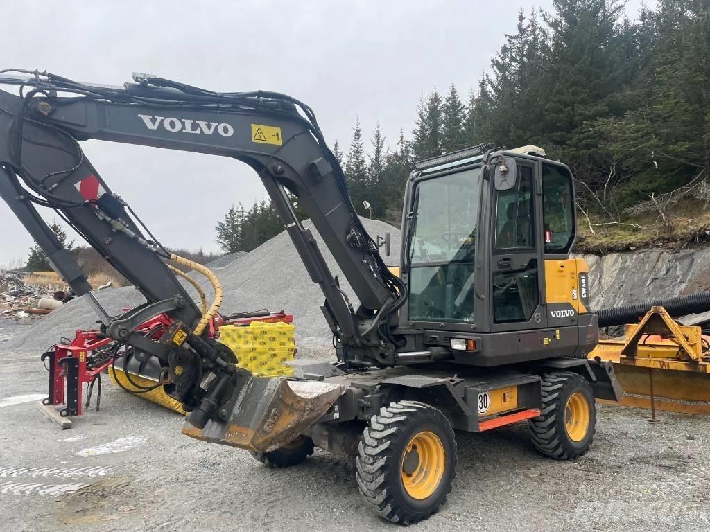 Volvo EW 60 Pelle sur pneus