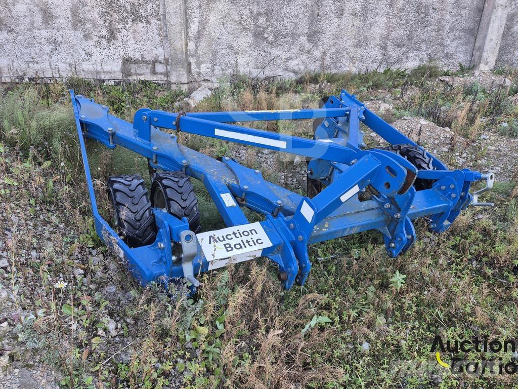 Rolmako U 602 Déchaumeur, cultivateur