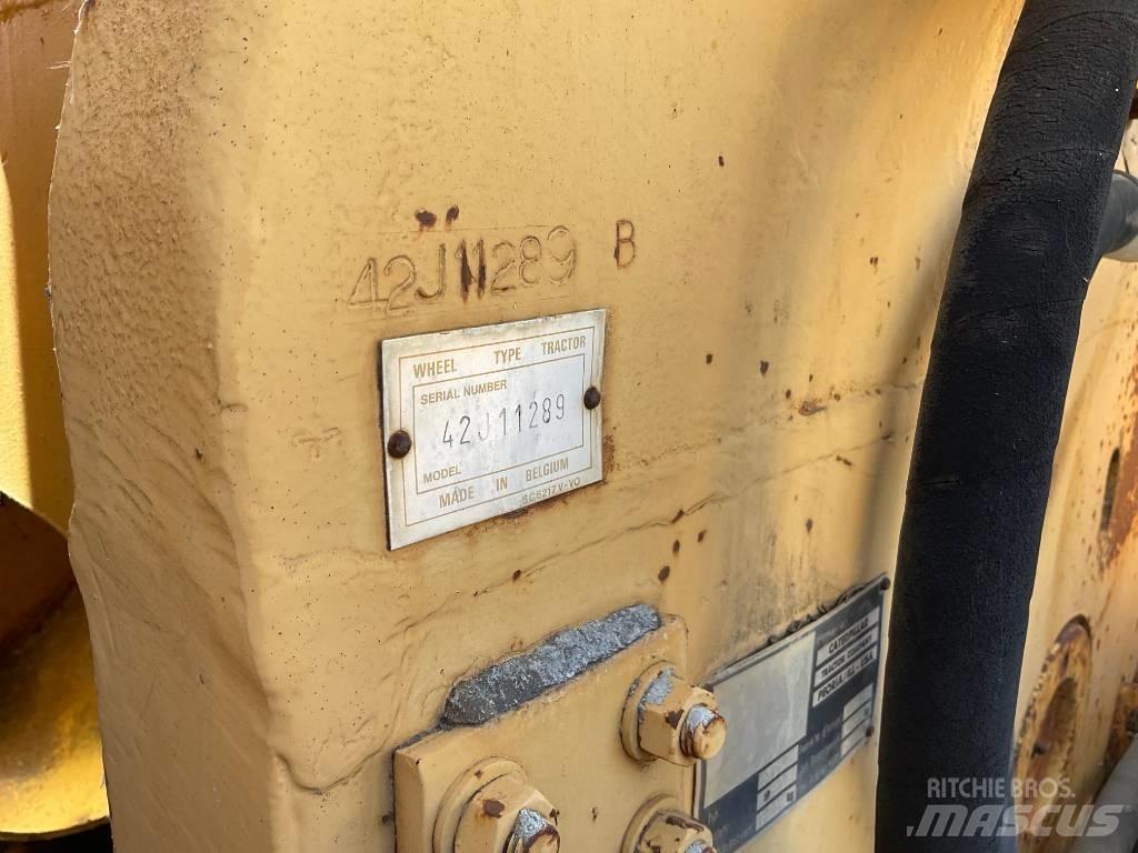 CAT 966C Chargeuse sur pneus