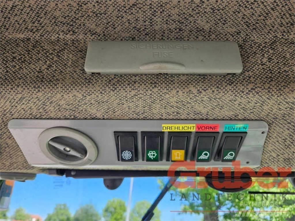 John Deere 2320 Tracteur