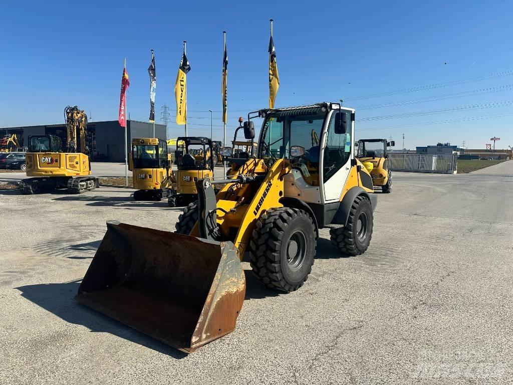 Liebherr L 506 Chargeuse sur pneus