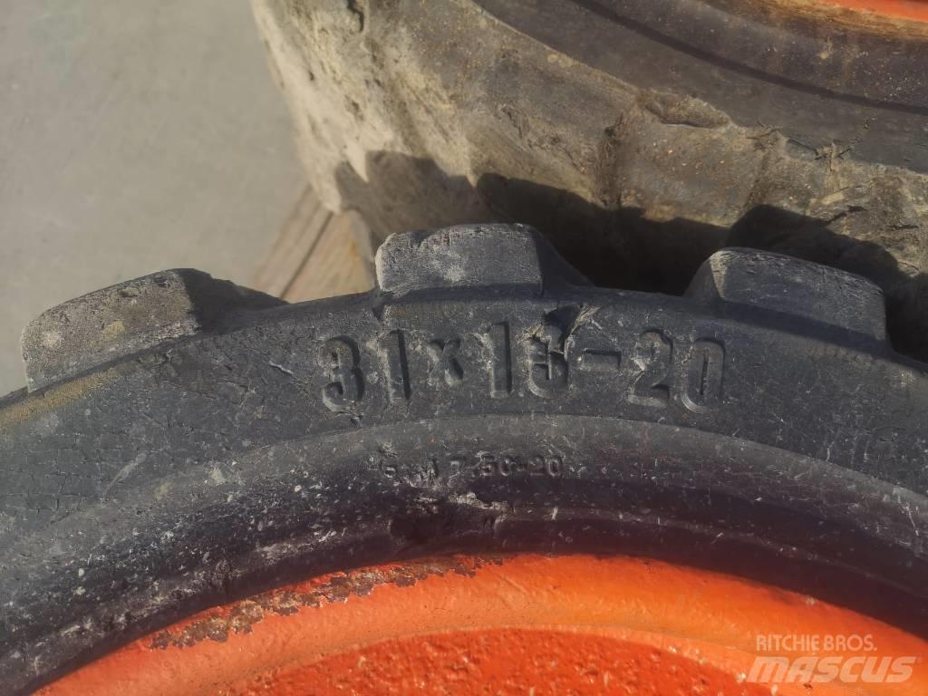 Trelleborg 31x10-20 Pneus, roues et jantes