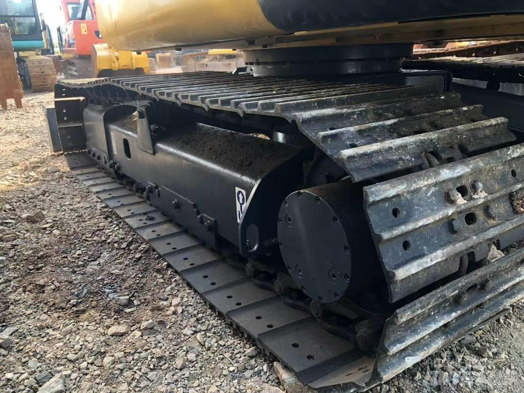 Komatsu 56-7 Pelle sur chenilles