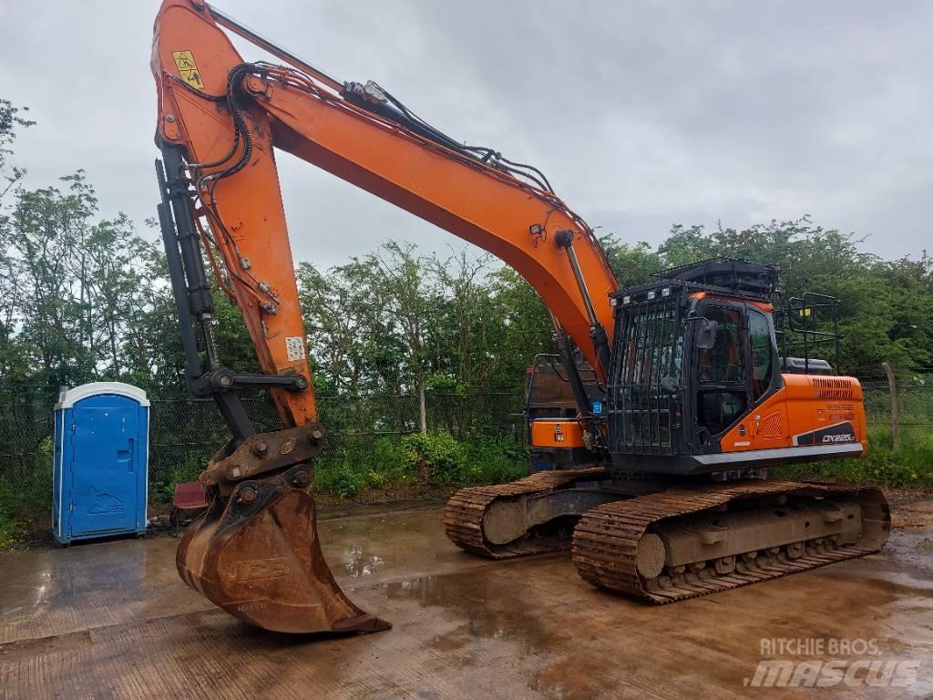 Doosan DX 225 LC-5 Pelle sur chenilles