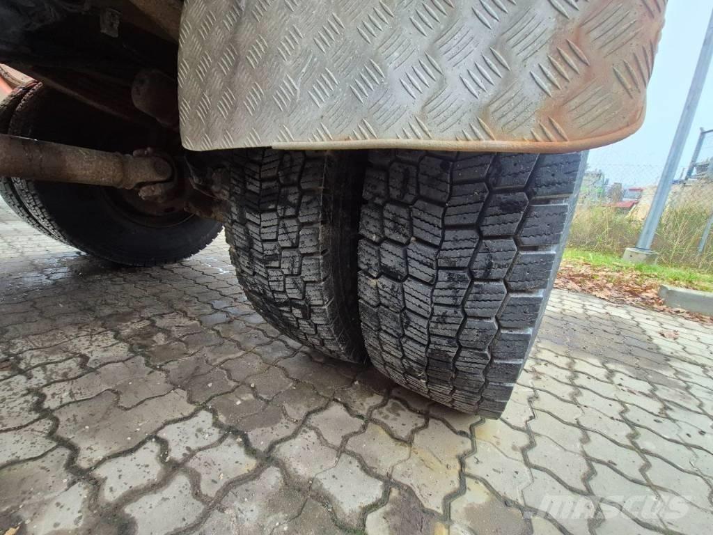 Scania P360 Camion benne