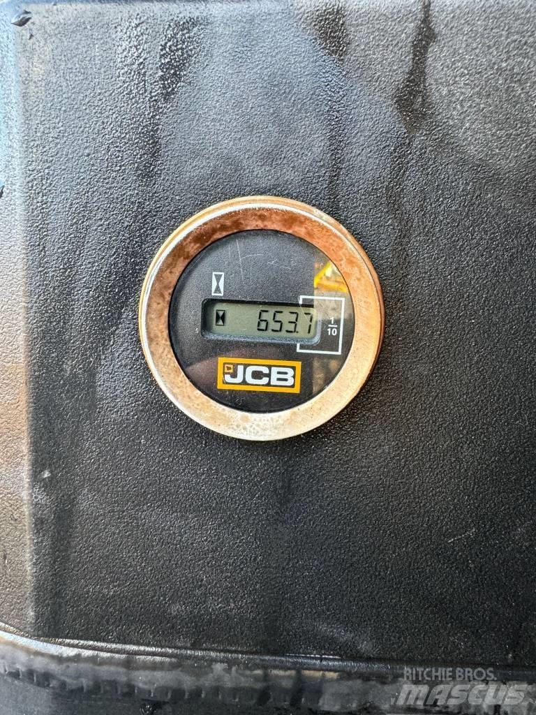 JCB 19 C-IE Mini pelle < 7t