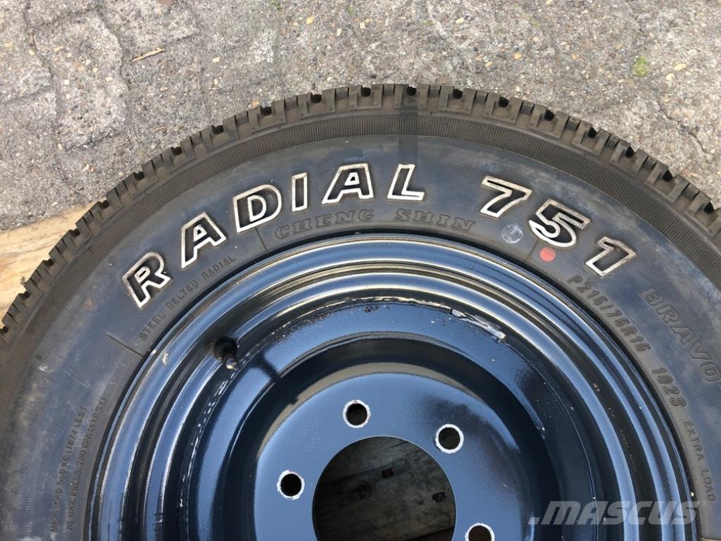 Radial 751 Micro tracteur