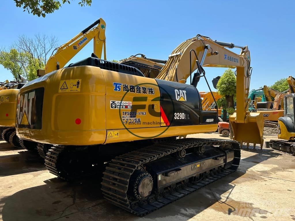 CAT CAT329 Pelle sur chenilles