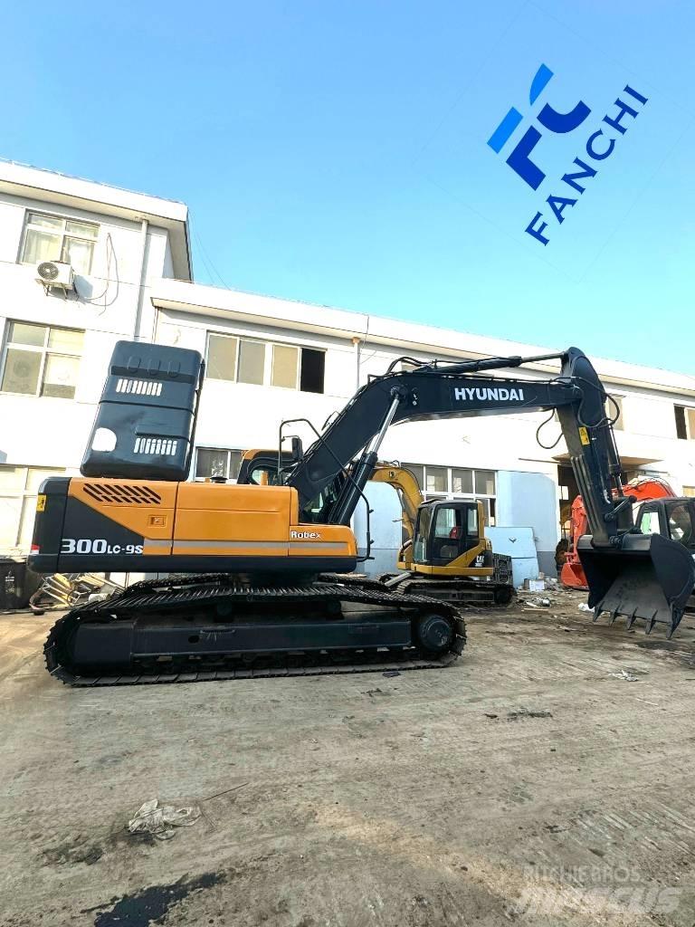 Hyundai 300LC-9S Pelle sur chenilles