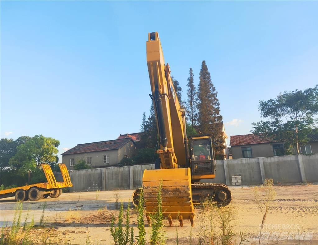 CAT 325 D L Pelle sur chenilles