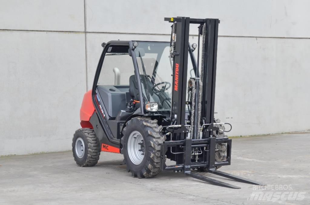Manitou MC 25-4 Chariots diesel