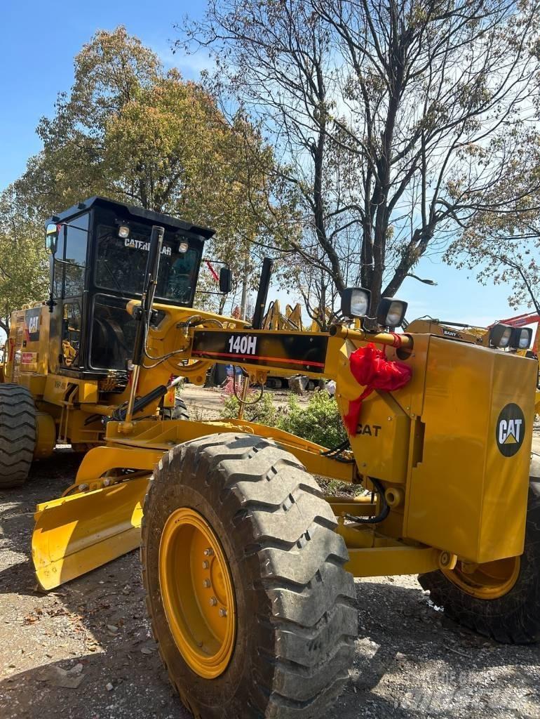 CAT 140 H Niveleuse