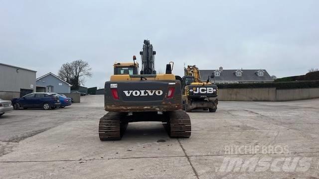 Volvo EC 220 DL Pelle sur chenilles