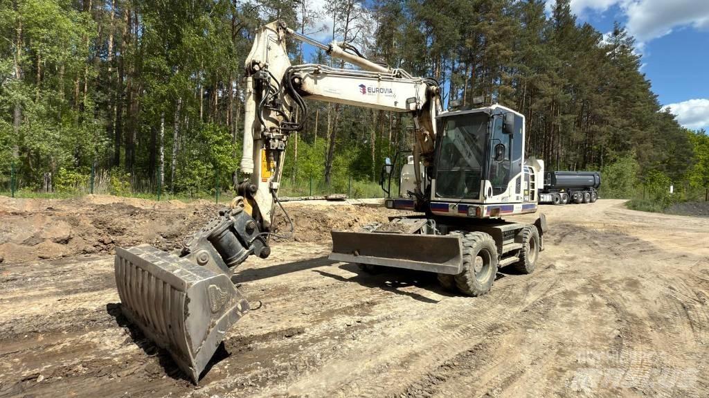 Komatsu PW 148-8 Pelle sur pneus