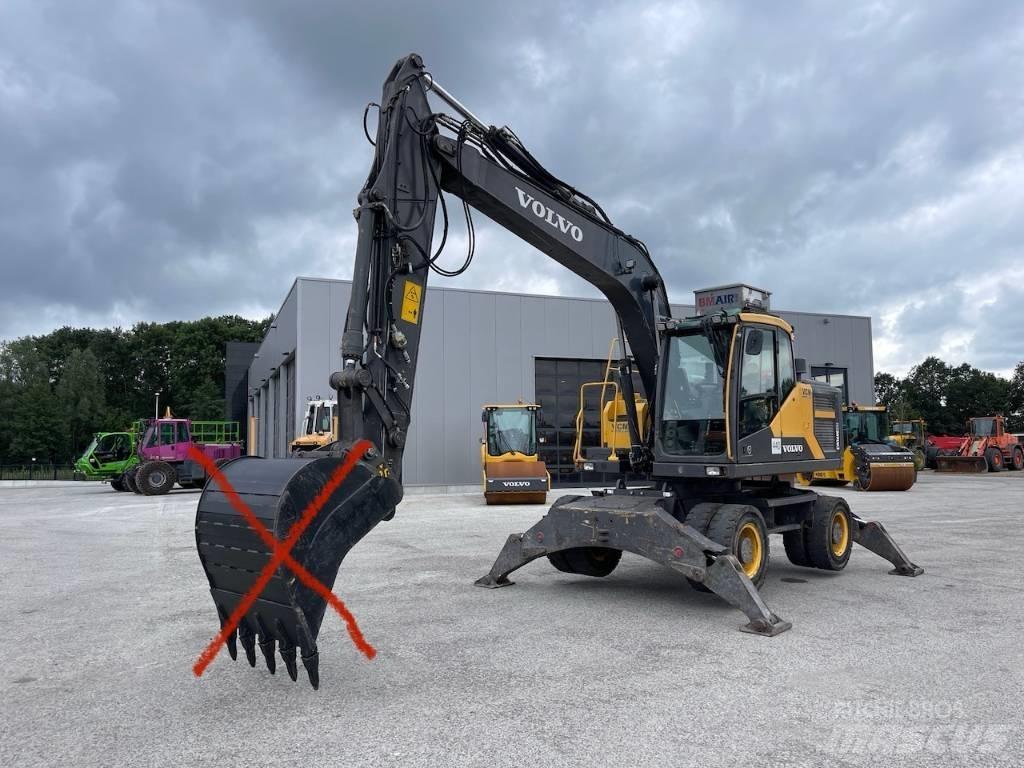 Volvo EW 160 E Pelle sur pneus