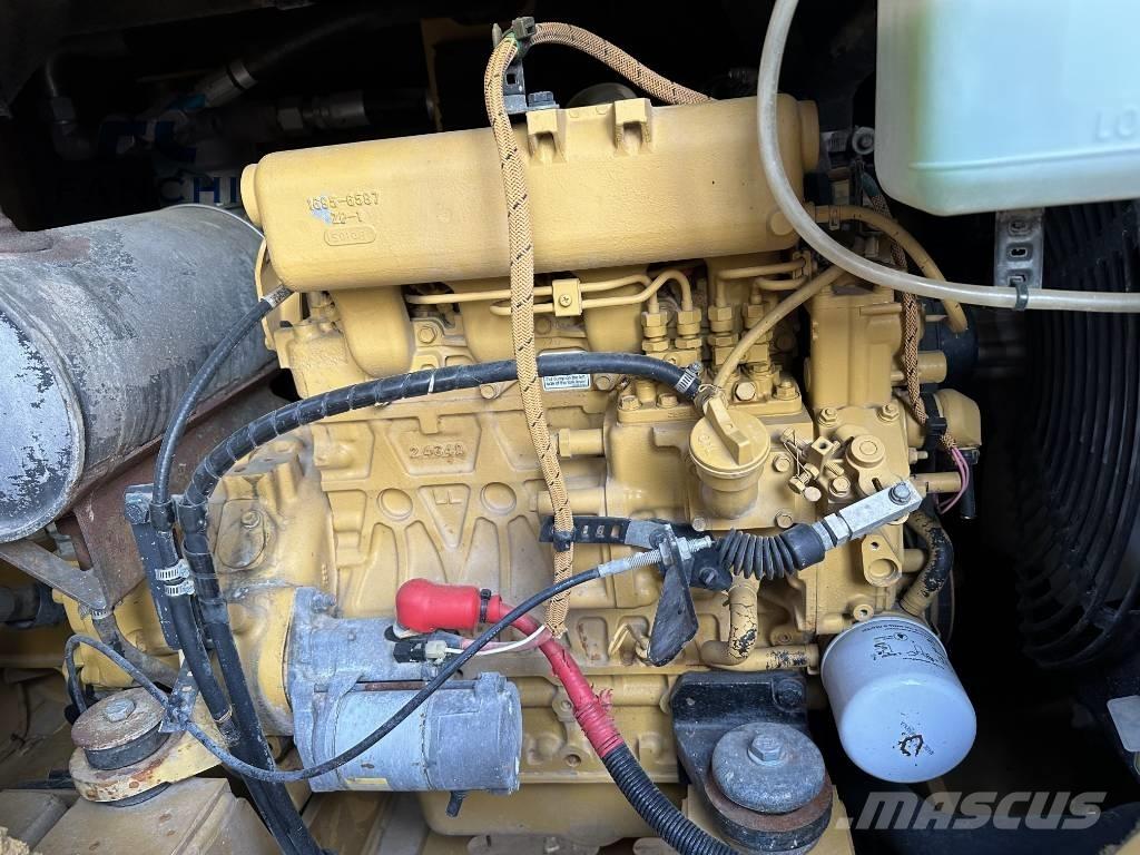 CAT 306 E2 Pelle sur chenilles