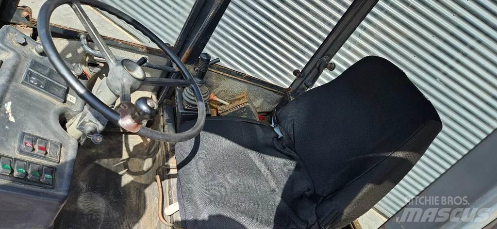Ahlmann AL 70 Chargeuse sur pneus