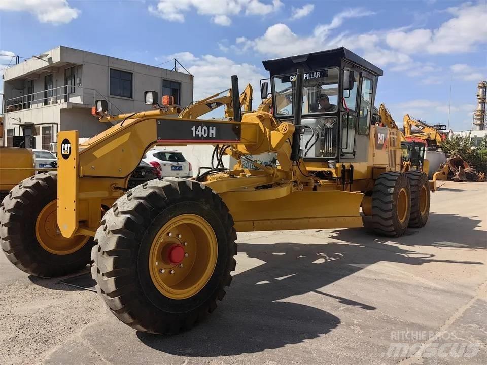 CAT 140 H Niveleuse