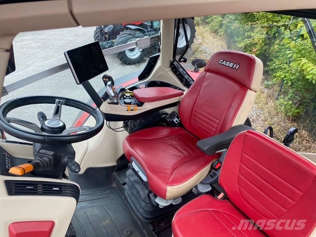 Case IH OPTUM 300 Tracteur