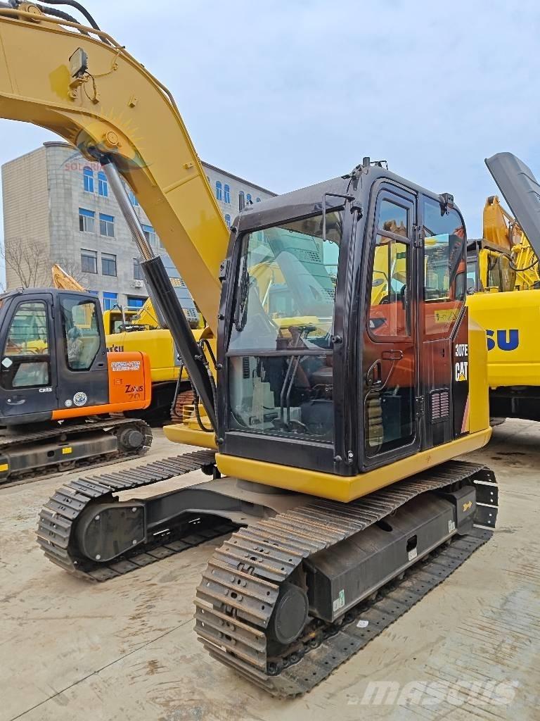 CAT 307E Pelle sur chenilles