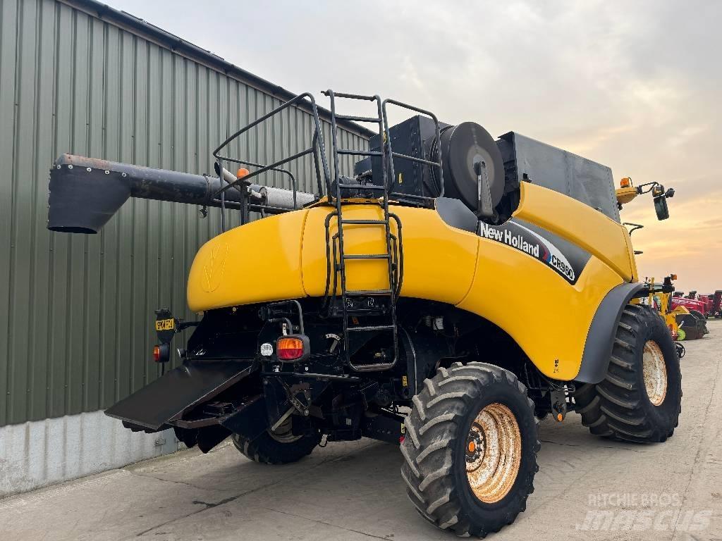 New Holland CR 960 Moissonneuse batteuse