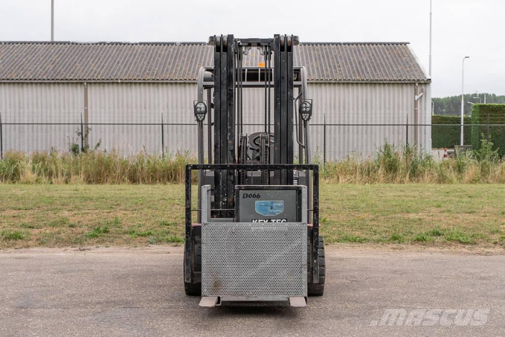 Manitou ME 435 Chariots élévateurs électriques
