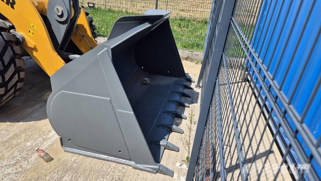 Liebherr L546 Chargeuse sur pneus